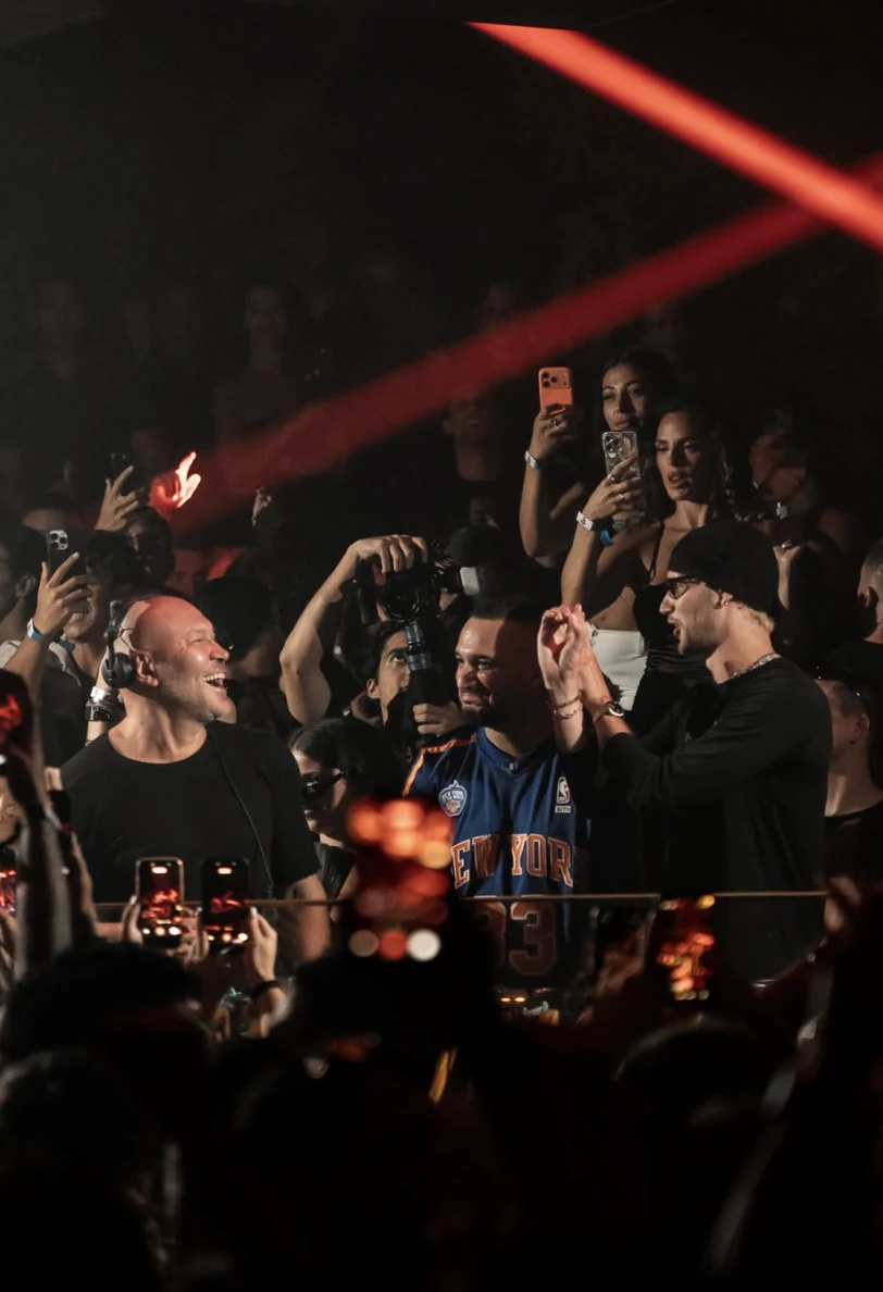 A packed dancefloor deep into a residency night